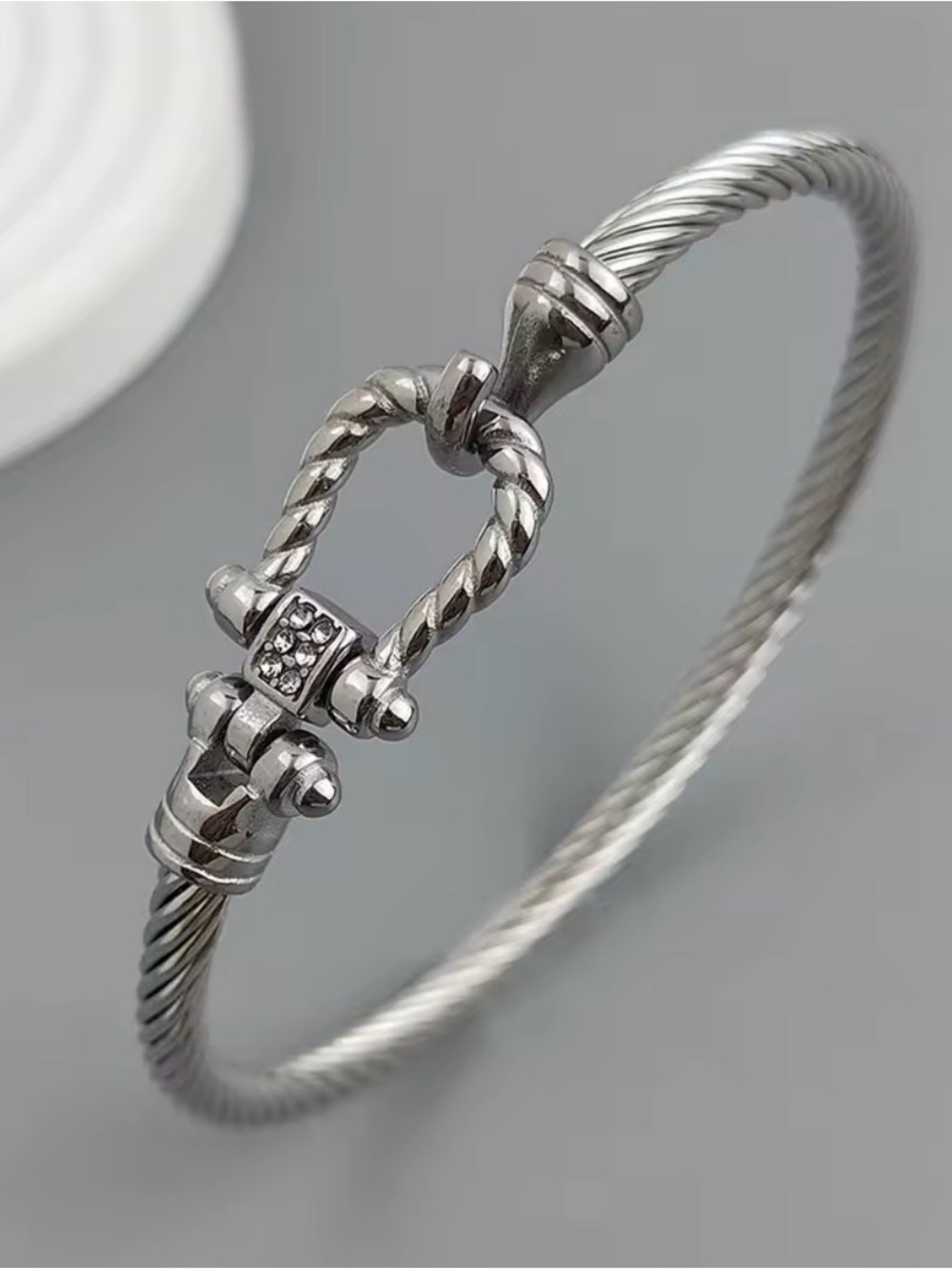 Horseshoe Bracelet Twisted Cable Silver-tone Western Bracelet with Crystals